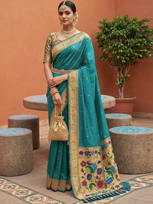 Women's Paithani Silk Saree With Unstitched Blouse Piece