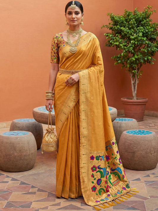 Women's Paithani Silk Saree With Unstitched Blouse Piece