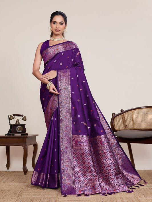 Women's Banarasi Jacquard Saree With Unstitched Blouse Piece